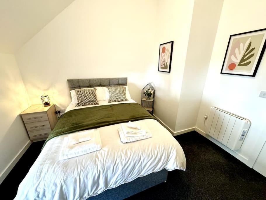 Apartment Stylish Penthouse In A Fantastic Location! *