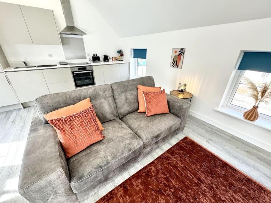 Apartment Stylish Penthouse In A Fantastic Location! *