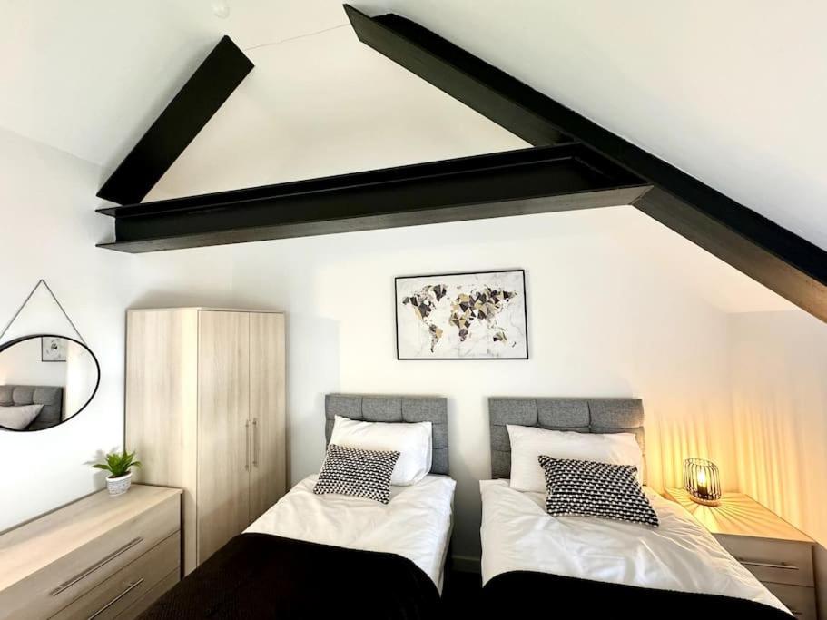 Stylish Penthouse In A Fantastic Location! Apartment Billingham